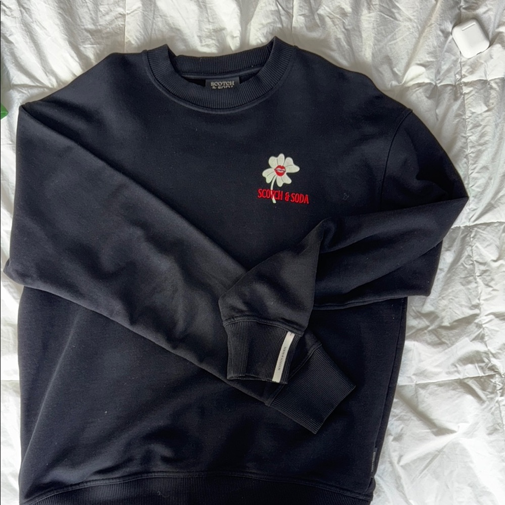 Scotch & Soda Sweatshirt.